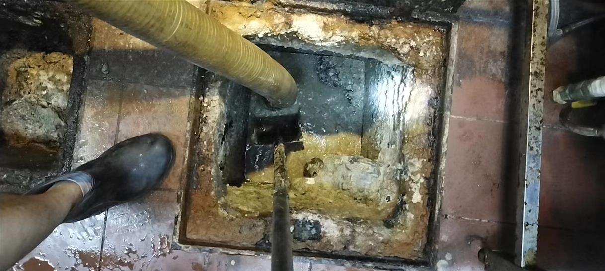 沙依巴克污水池清理一般都有毒气，怎么预防中毒呢？